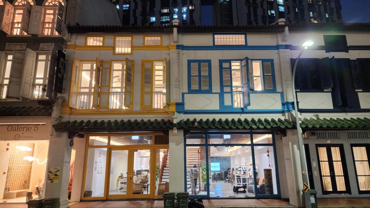 Shophouse with a Park View