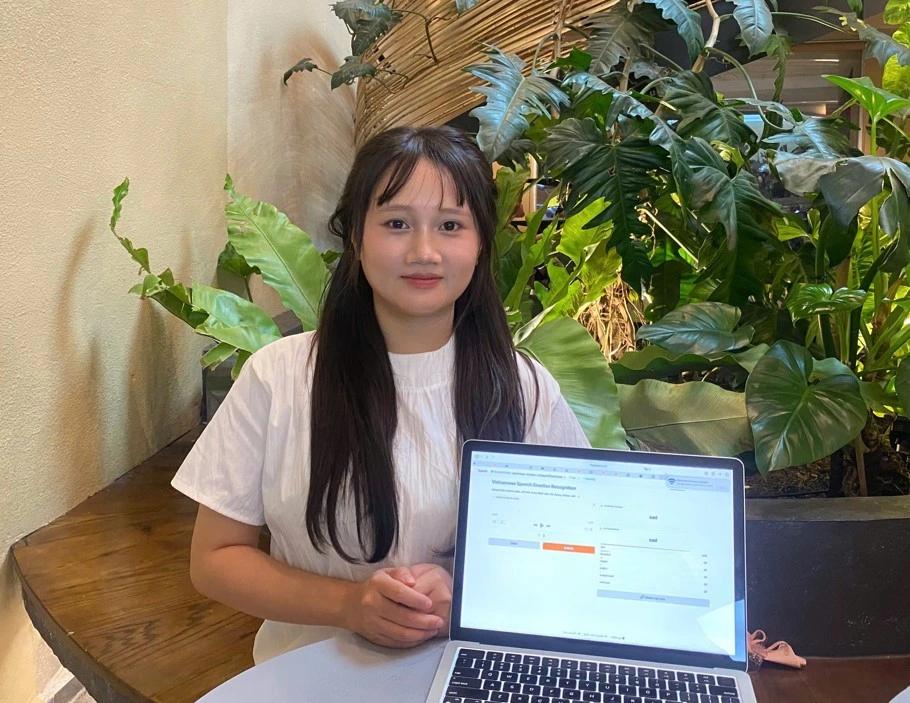 Cô gái tạo ra AI đọc vị cảm xúc người Việt