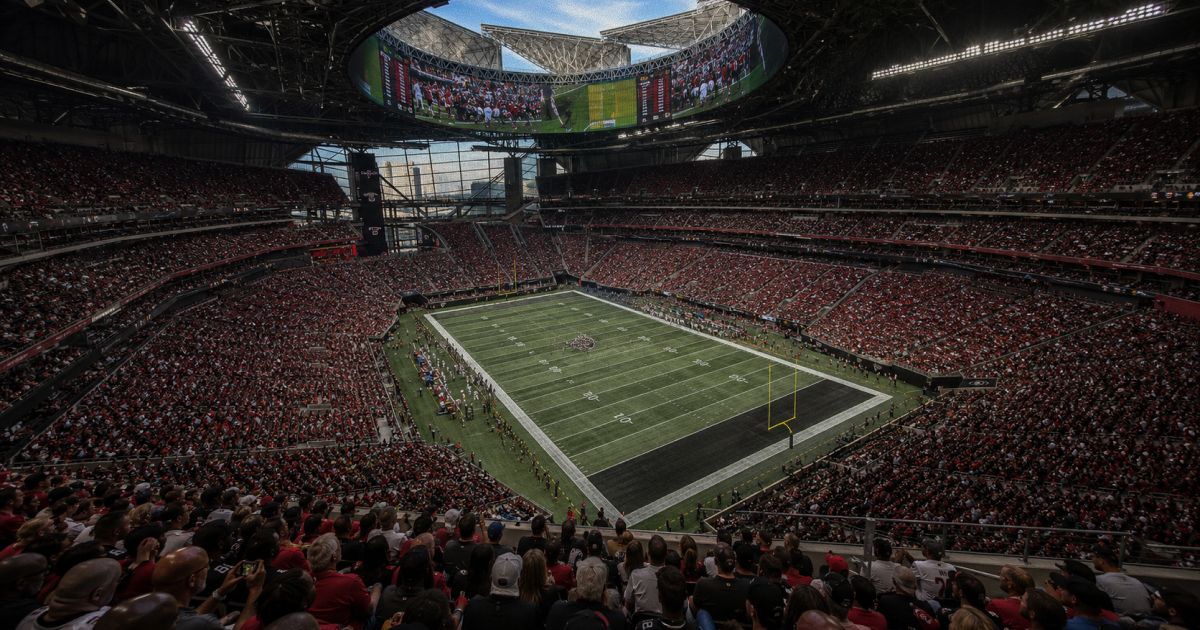 Atlanta Falcons at Mercedes-Benz Stadium