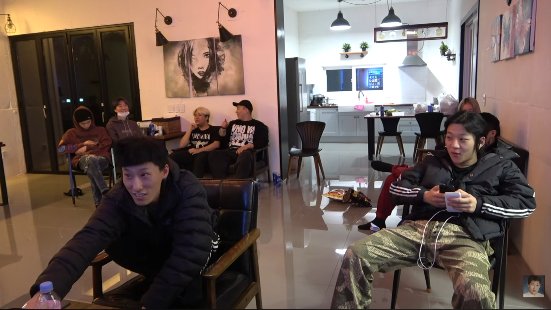 스틸컷 2