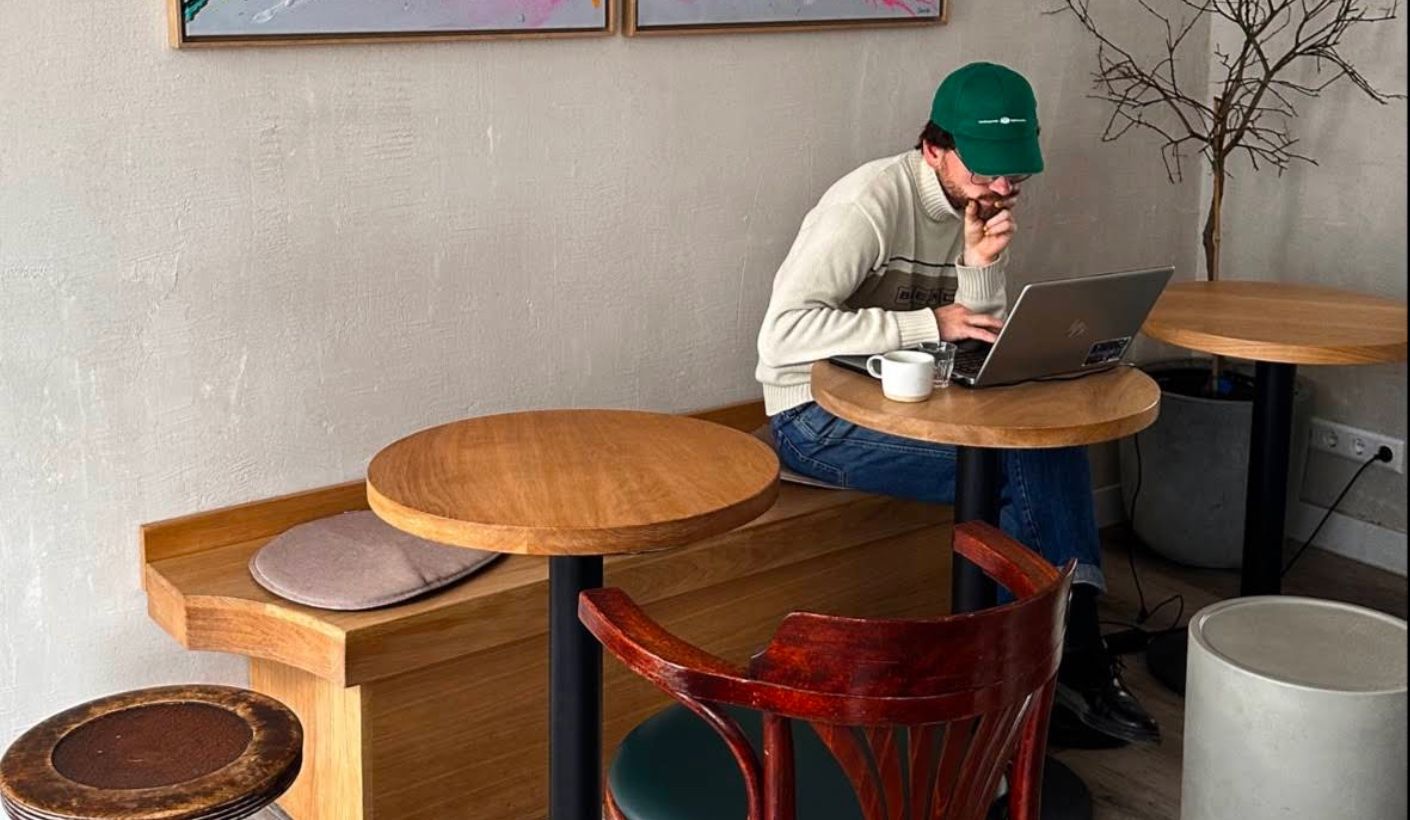Amo Coffee Shop