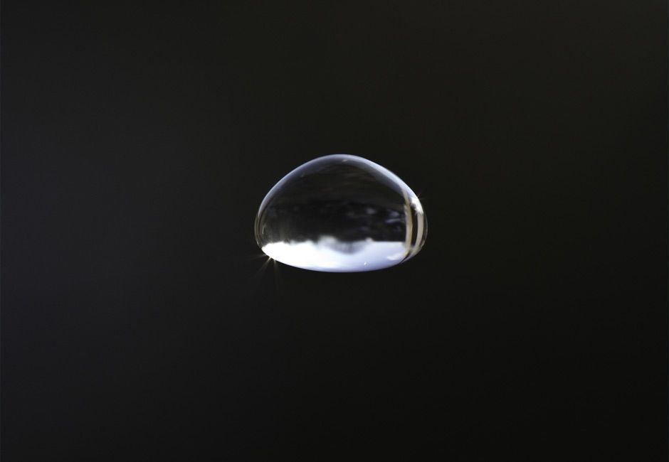 water drop within the Raindrop installation