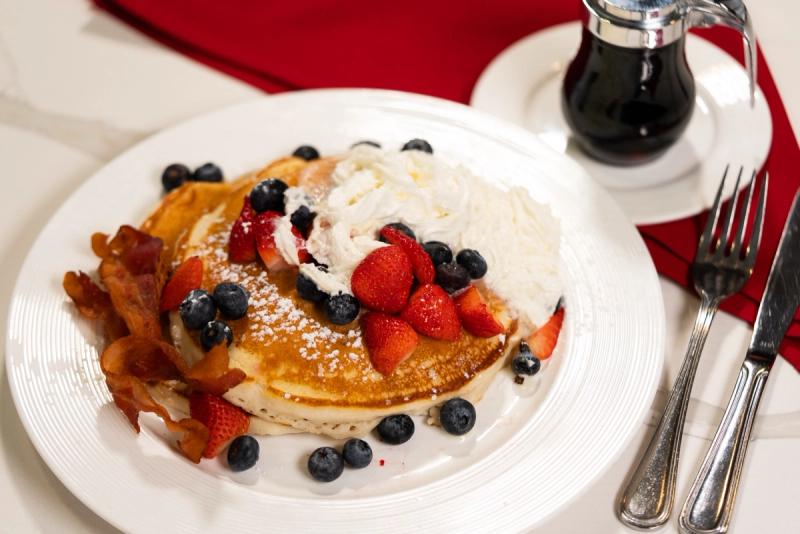 Pancakes with fresh berries