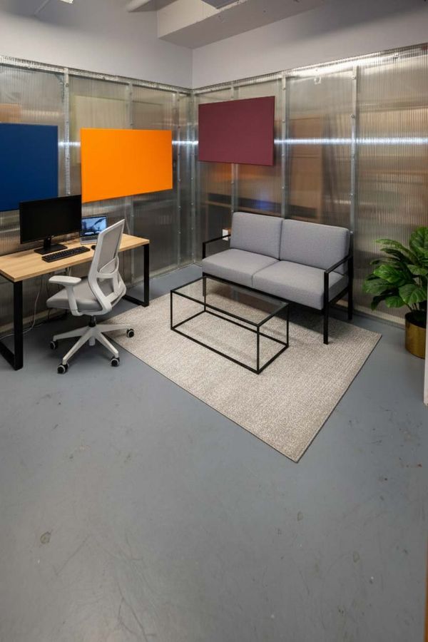Hub Coworking — AI virtual staging