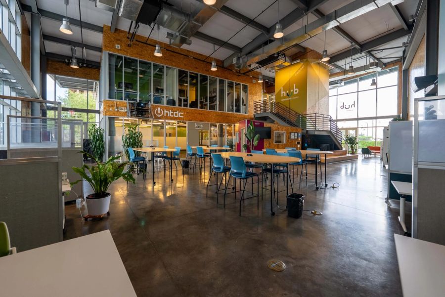 Hub Coworking — Spaces