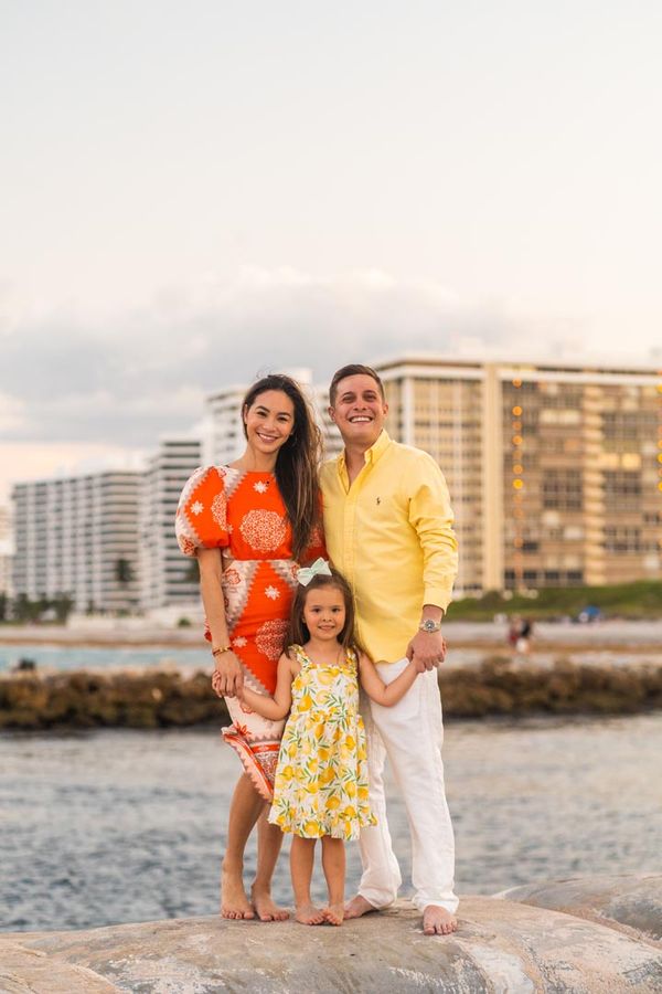 Family Portraits — Beach Session — family photography, portraits photography by Repeak Media