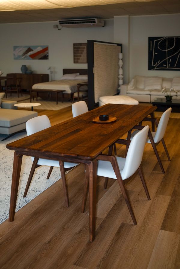 Wabi Sabi — Furniture & Showroom Photography