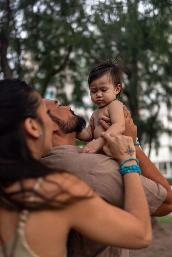 Zsaleh — Family Portraits 11