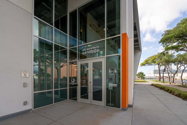 Hub Coworking — Spaces