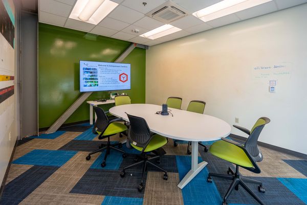 Hub Coworking — Spaces