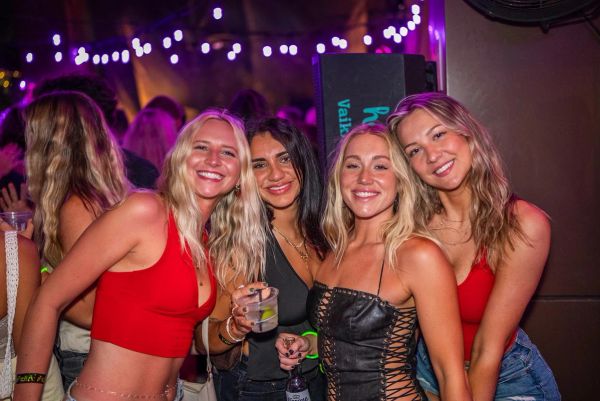 Fyre By Night 5