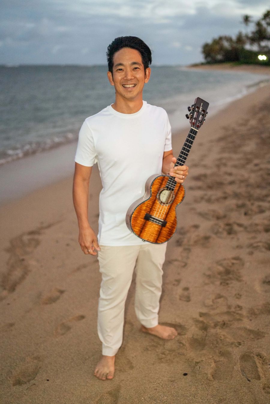 Jake Shimabukuro — Portraits