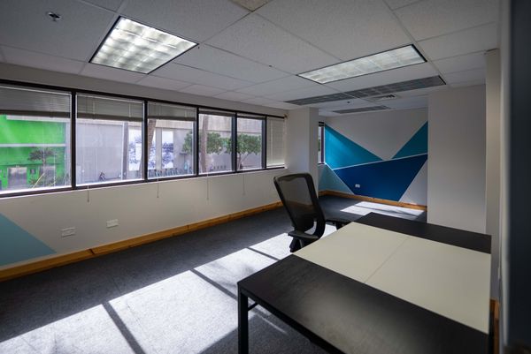 Hub Coworking — Spaces