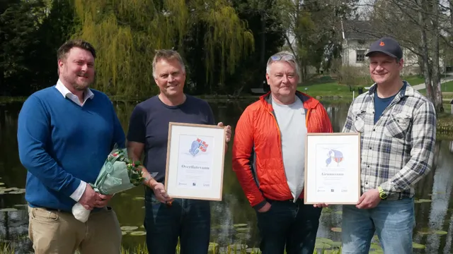 Fra venstre: Christian Henrik Toven (fagansvarlig, Kristiansund vannverk), Thor Hasselø (leder VA, Kristiansund kommune) og Agnar Bøthun (driftsoperatør, Voss heard), Ivar Gjerad (Voss head). Foto: Sindre Haarr