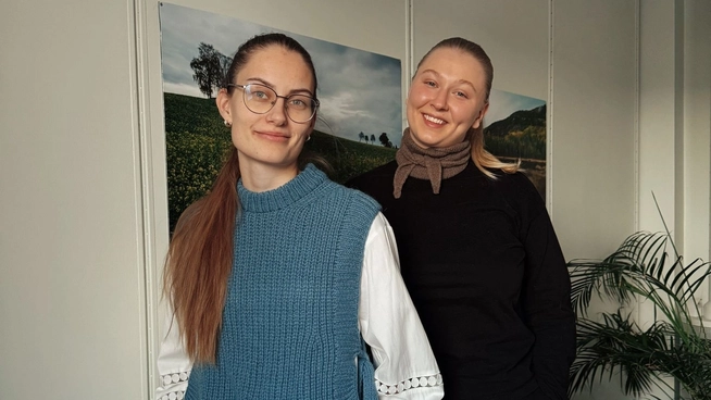 Trenger din hjelp: Tea Karoline Uhlen Aasmundstad og Beate Drønnen håper på svar fra byggesaksbehandlere i hele landet