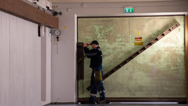 Selv om det ofte er kommunene som eier og vedlikeholder Norges tilfluktsrom, er det Sivilforsvaret som har ansvaret for å drive tilsyn og for drift og klargjøring i en beredskapssituasjon.
