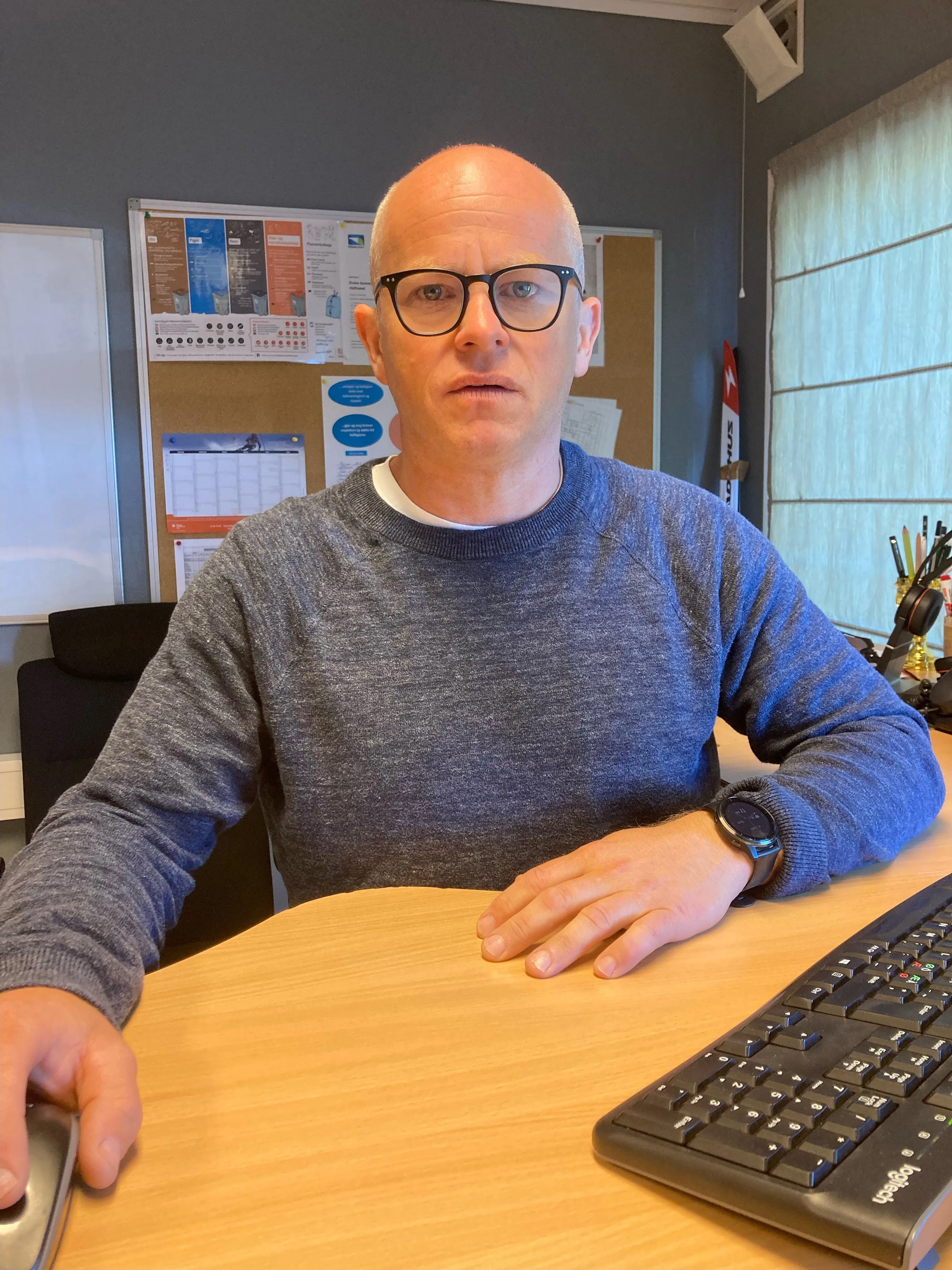 – Drift og anlegg er de som sitter bak og sikrer at de i frontlinjen av tjenesteproduksjonen har gode arbeidsvilkår, forteller driftsleder i Sveio kommune, Ørjan Østhus. Foto: Sveio kommune