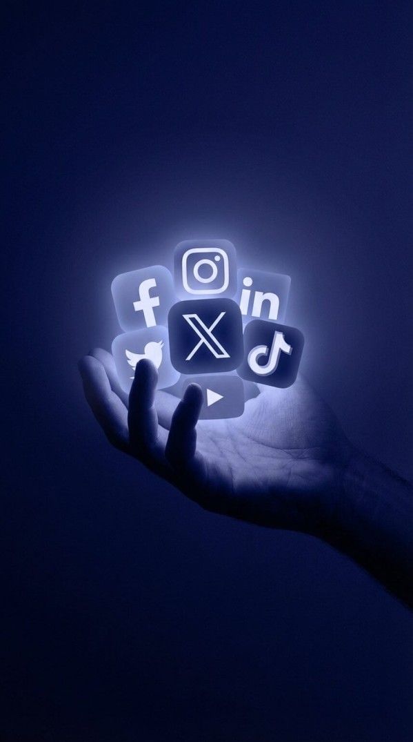 Traditional UGC  VS AI UGC