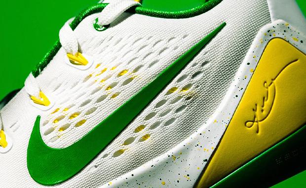 The Oregon Ducks Get Their Nike Kobe 9 EM Low PEs Ahead of March Madness