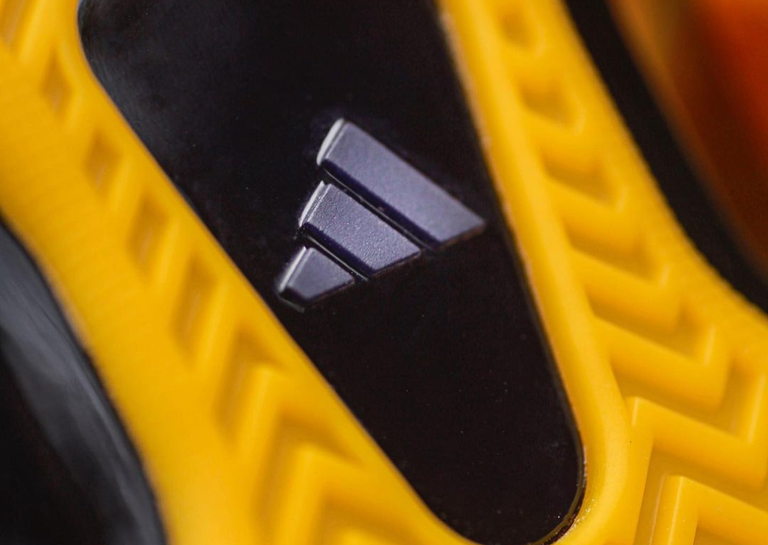 adidas Crazy IIInfinity Lakers Outsole Detail