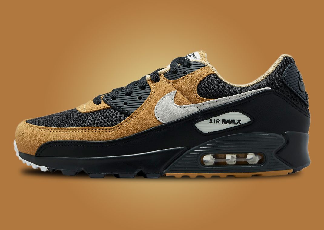 Air max 90s sale black and gold