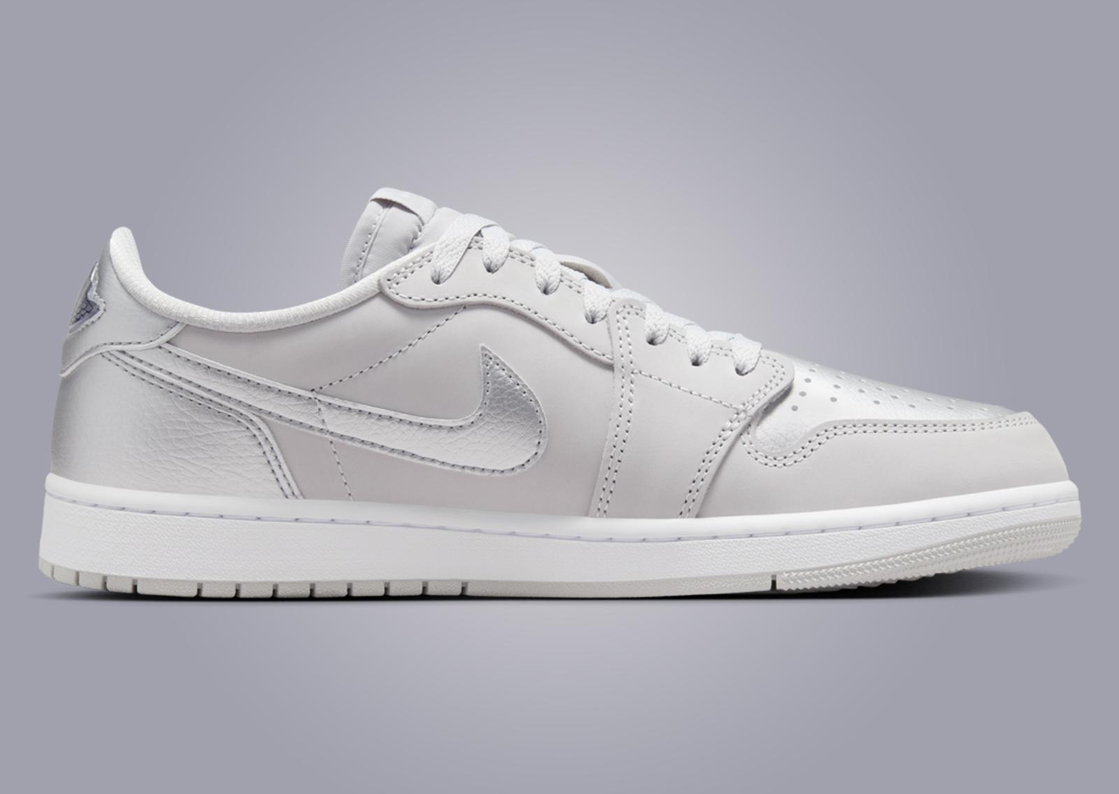 Air Jordan 1 Retro Low OG Silver Medial