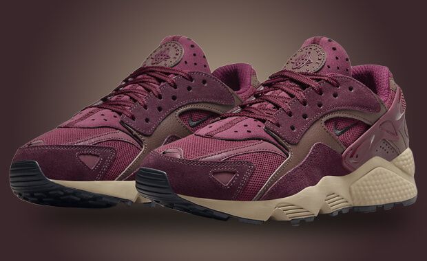 Burgundy and 2024 black huaraches