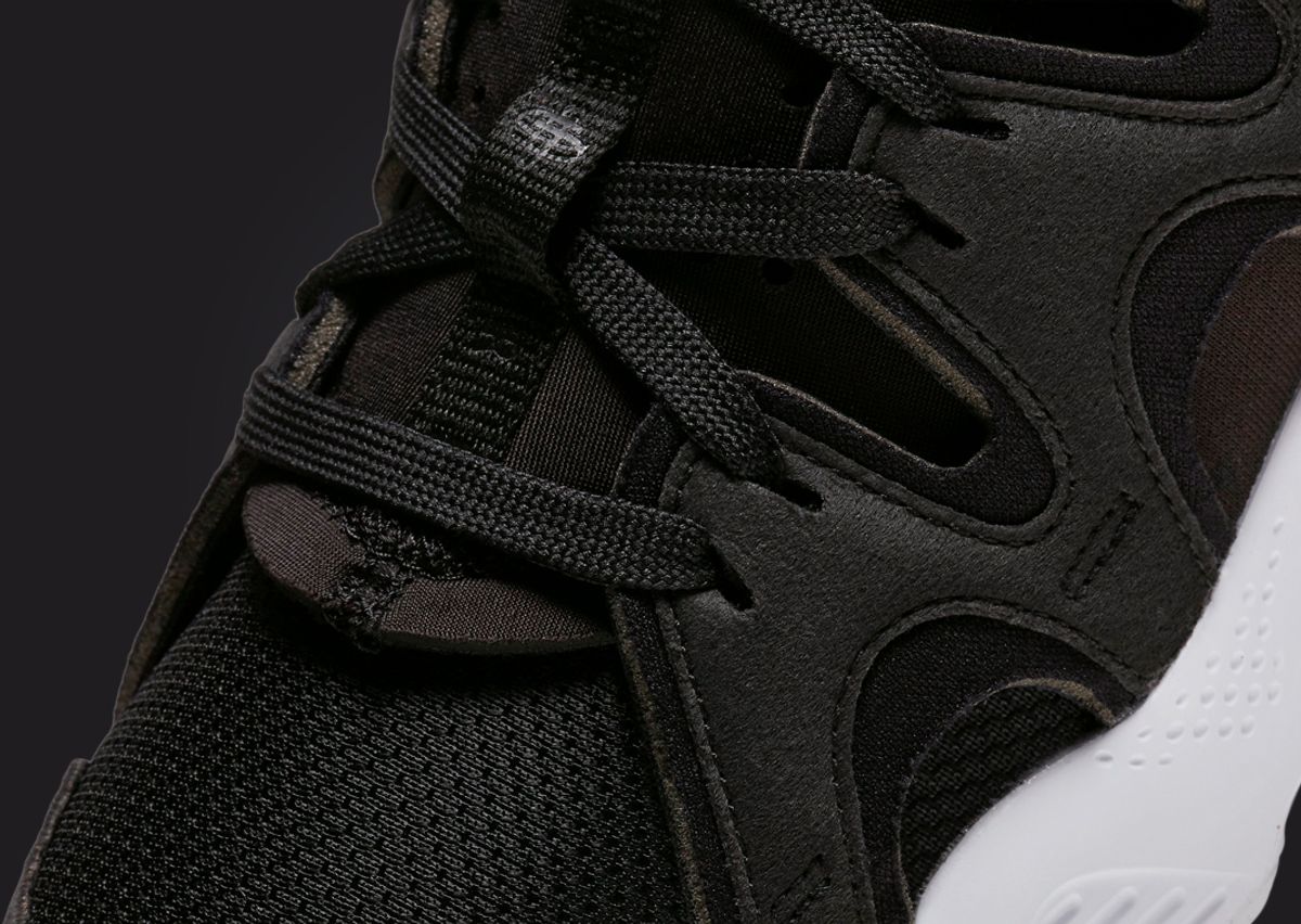 Nike's Air Huarache Craft Black White Flawlessly Fuses Form And Function