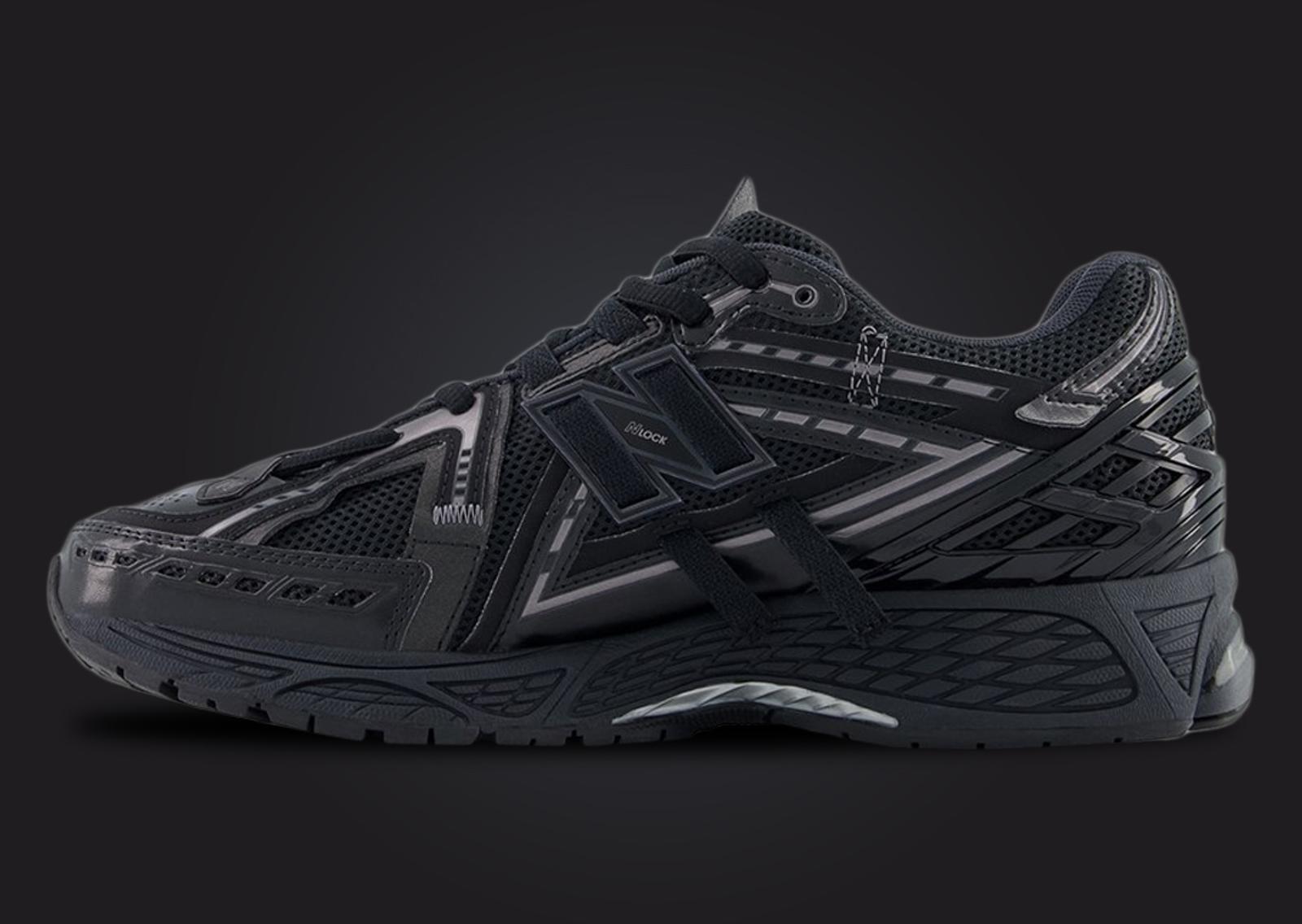 New Balance 1906A Triple Black Medial