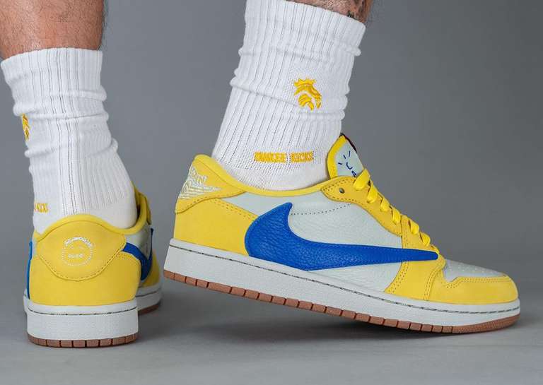 Travis Scott x Air Jordan 1 Retro Low OG Canary (W) Lateral and Heel