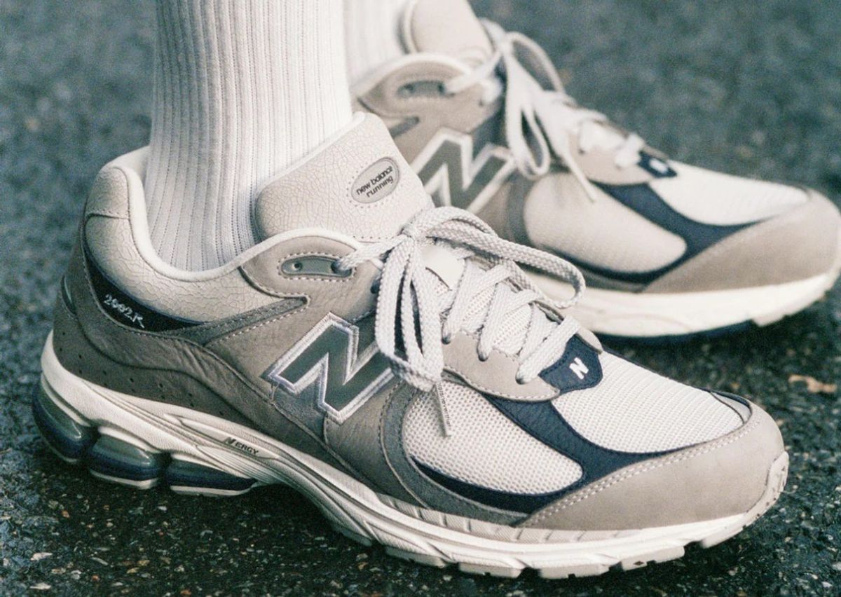 New balance 2002r thisisneverthat white Clearance