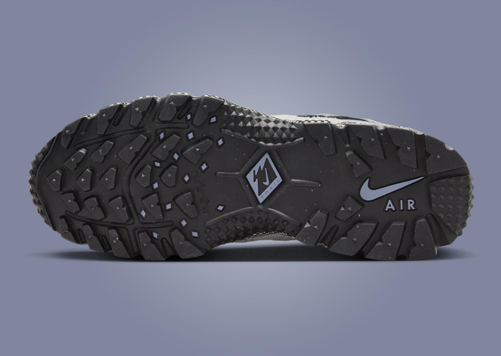 Nike Air Humara Yankees (W) Outsole