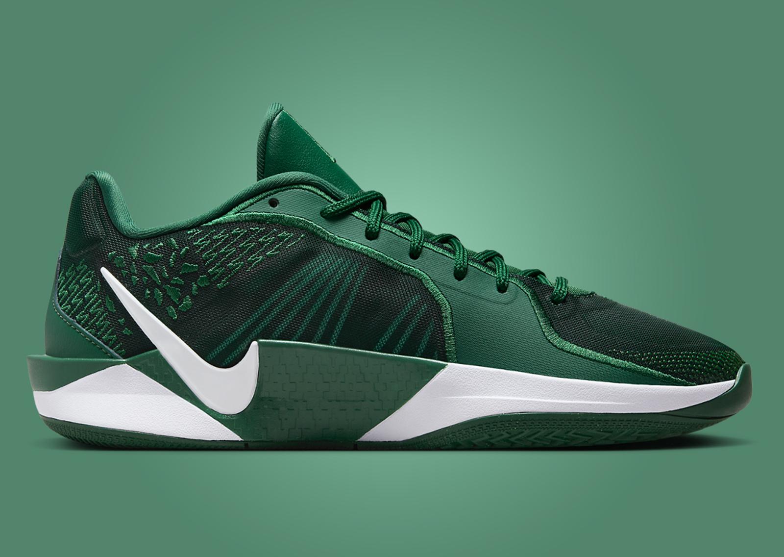 Nike Sabrina 2 TB Gorge Green Medial