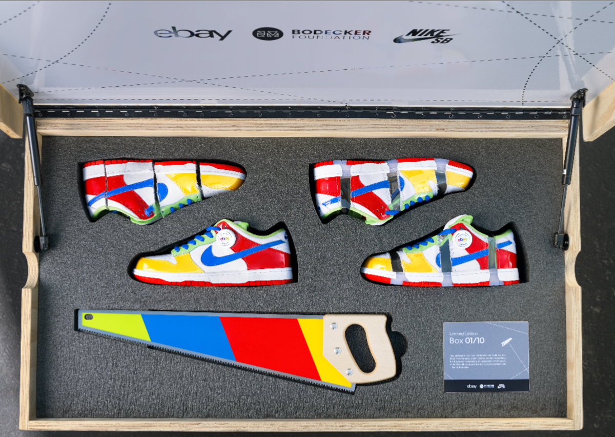 eBay x Nike SB Dunk Low Special Box (1/10)