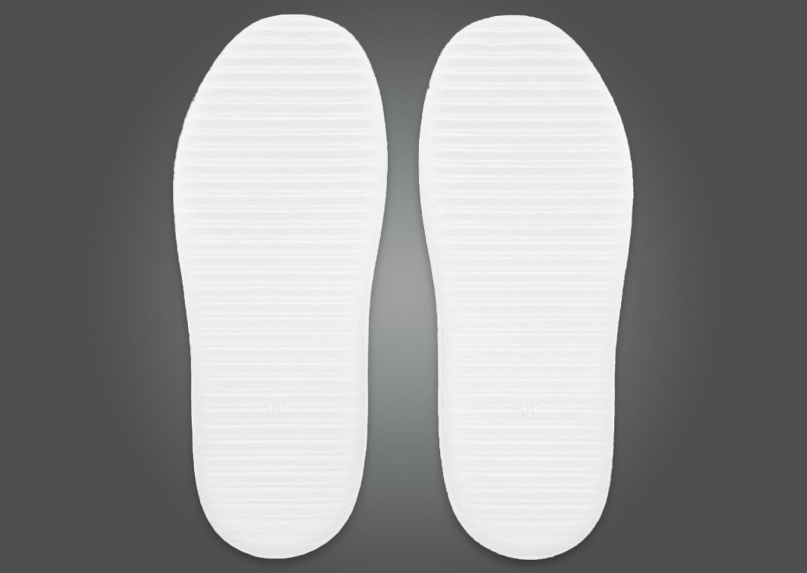 Yeezy SL-01 Slipper White Outsole