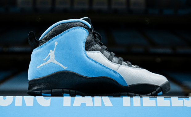 Air Jordan 10 Retro UNC PE