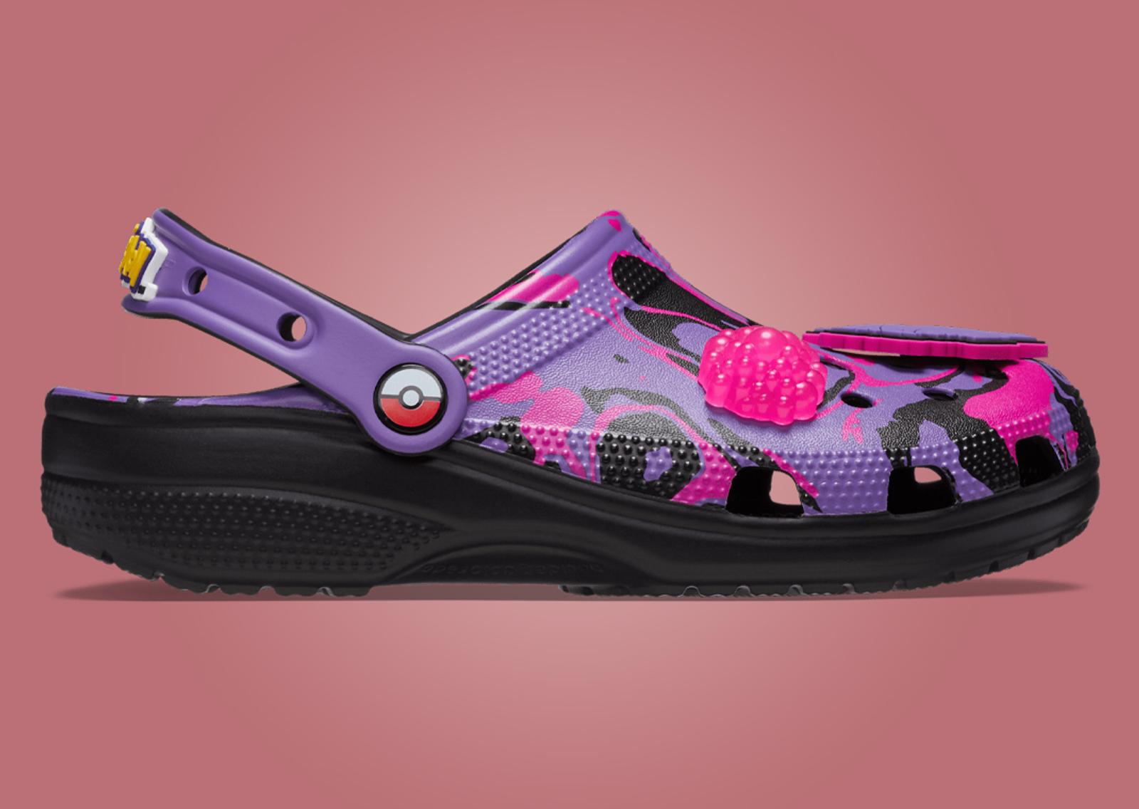 Pokémon x Crocs Classic Clog Gengar Lateral