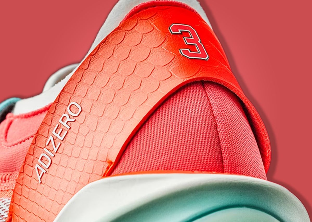 adidas adiZero Select 2.0 Hu Mingxuan PE Heel Detail