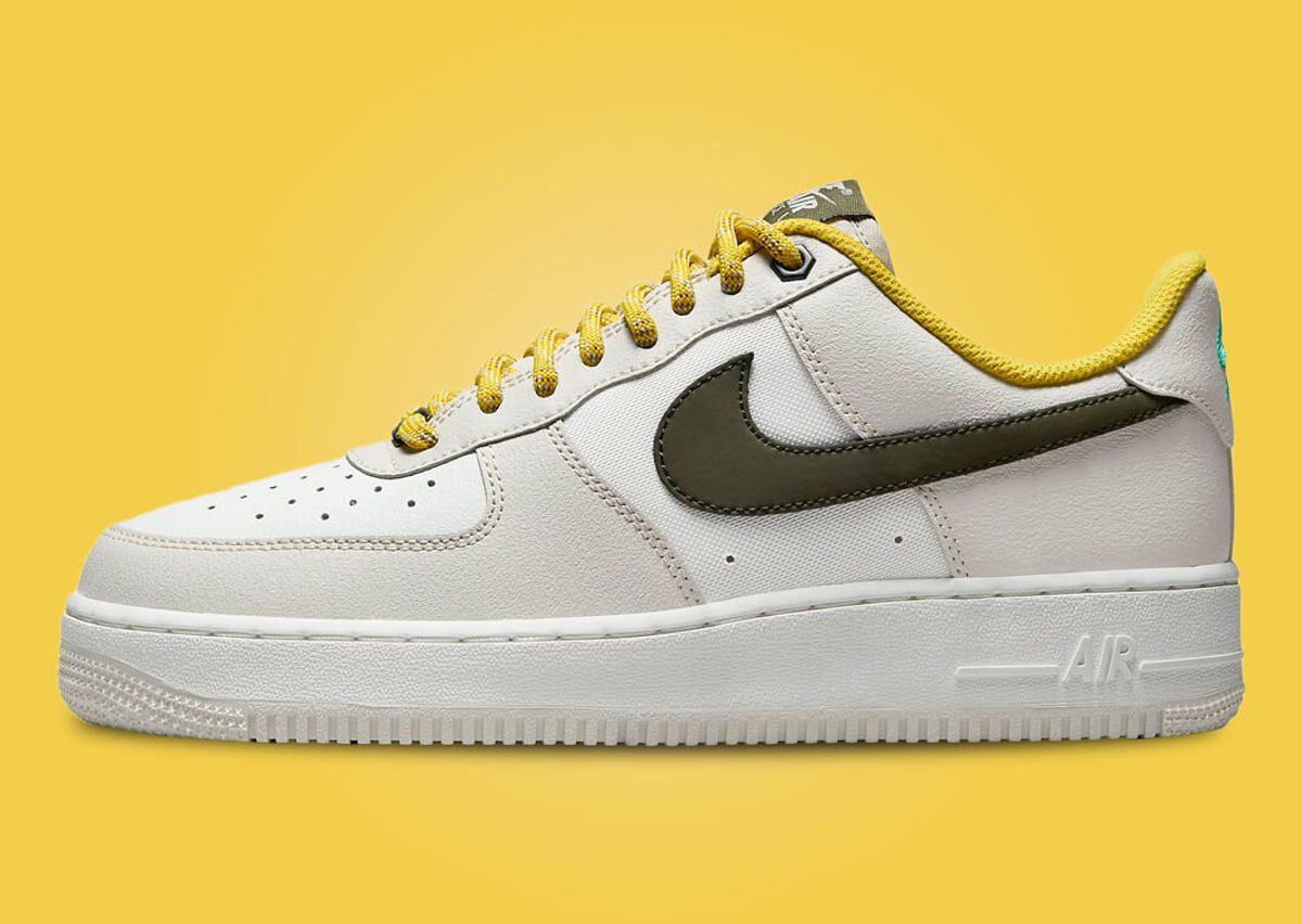 The Nike Air Force 1 Low Premium Light Bone Releases Holiday 2023