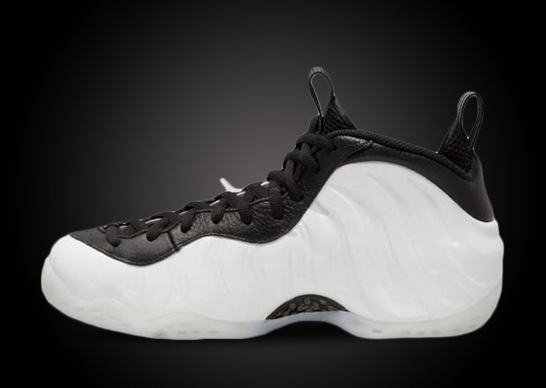 靴 Air Foamposite One \"White and Black\" Penny Hardaway's White And Black Nike Air Foamposite One Is