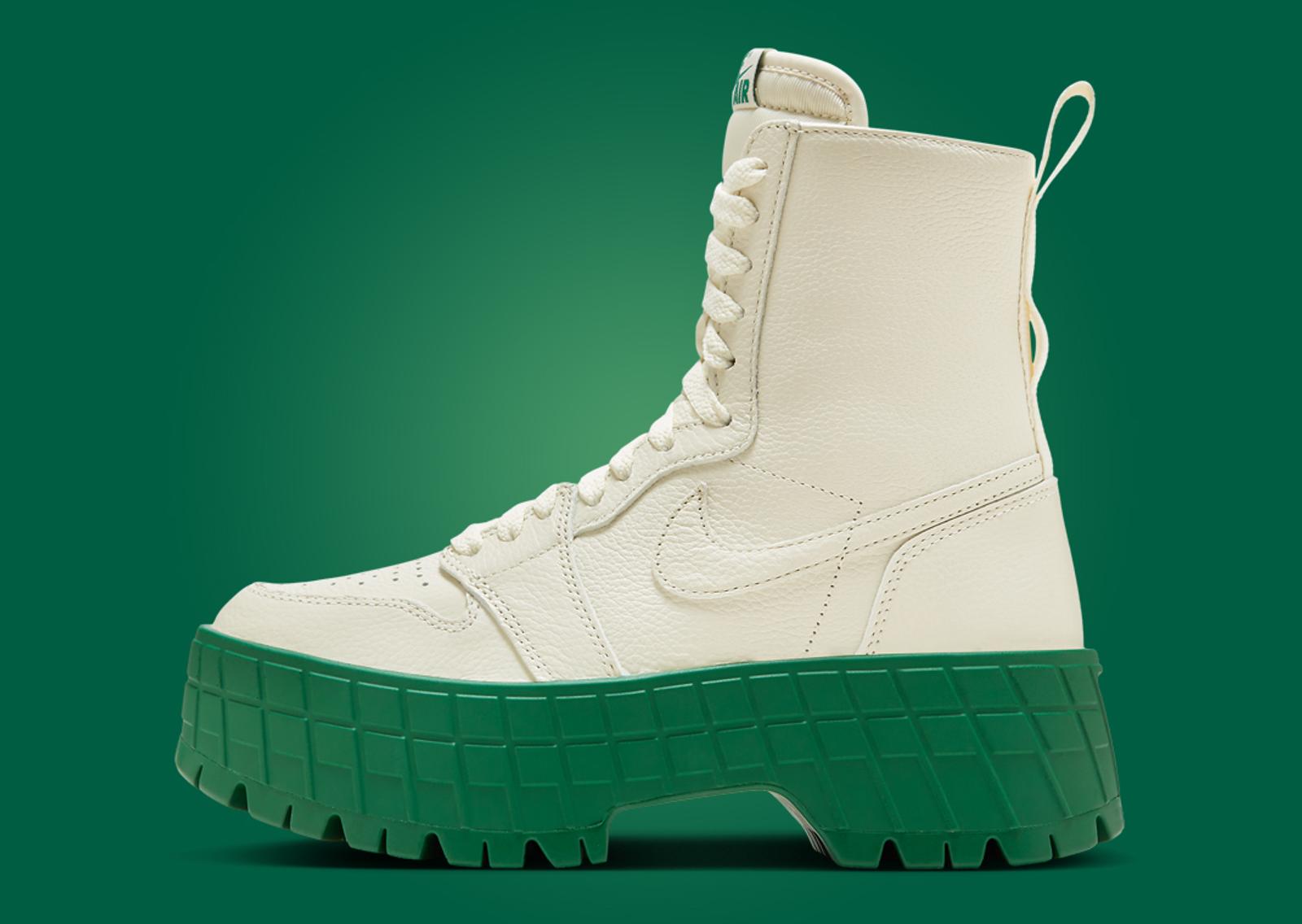 Air Jordan 1 Brooklyn Boot Coconut Milk Pine Green (W) Lateral