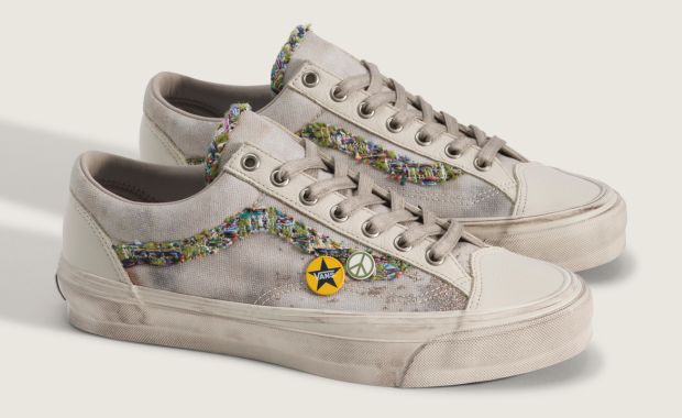 vans x alva authentic 新品未使用 30%オフ‼️ Vans and Tony Alva Celebrate Their Shared Roots in New Heritage