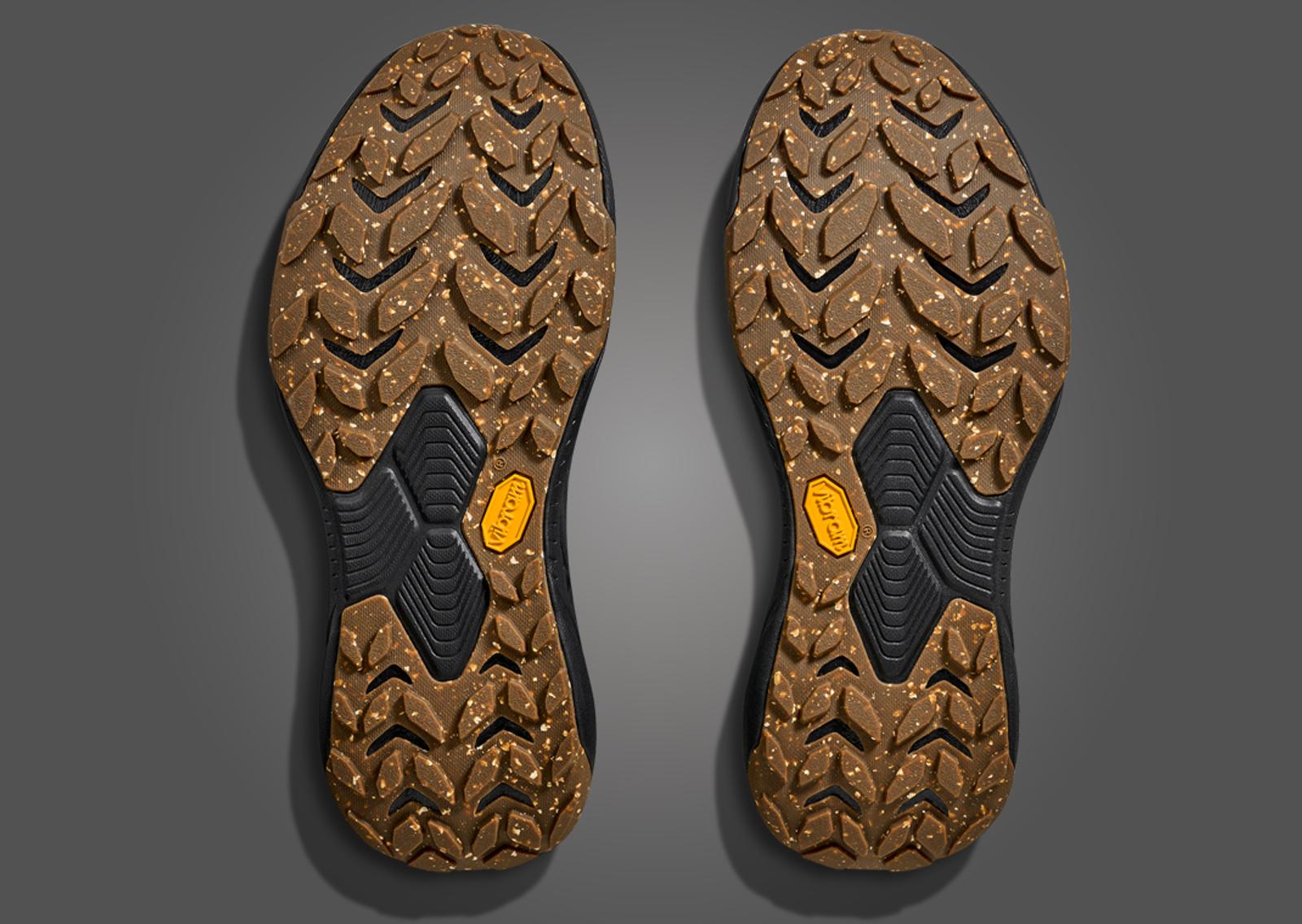 Hoka Project Transport Carbon Black Outsole