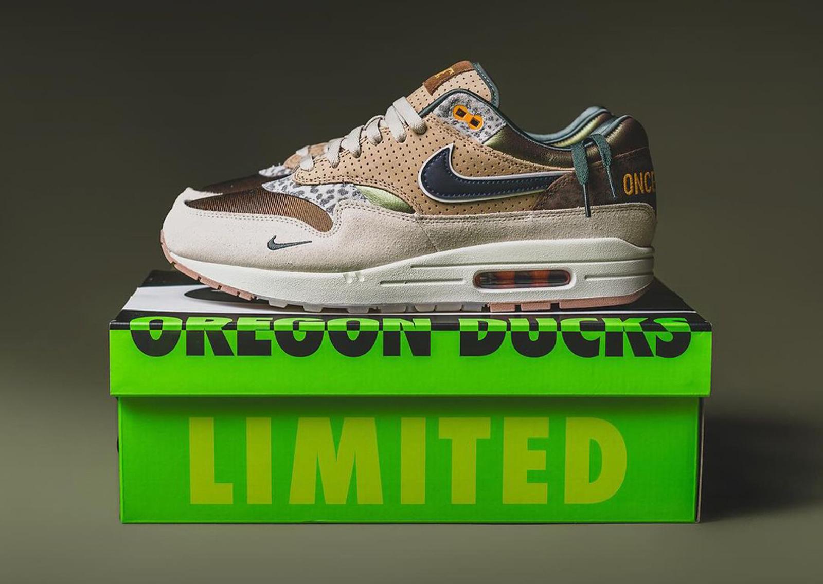 Division St. x Nike Air Max 1 '87 Premium University of Oregon PE Lateral