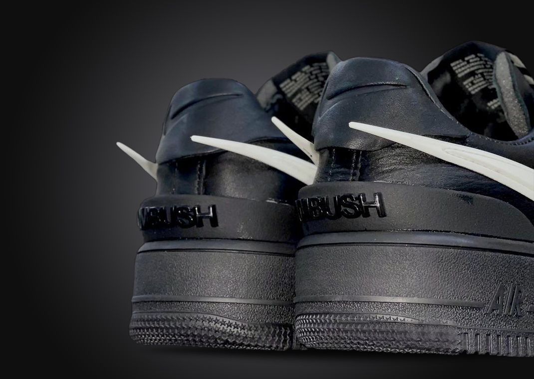 ス*ン様 最終値下げNIKE AMBUSH AIR FORCE 1 BLACK AMBUSH × NIKE AIR FORCE 1 LOW BLACK - NEWEST OFFICIAL ONLINE