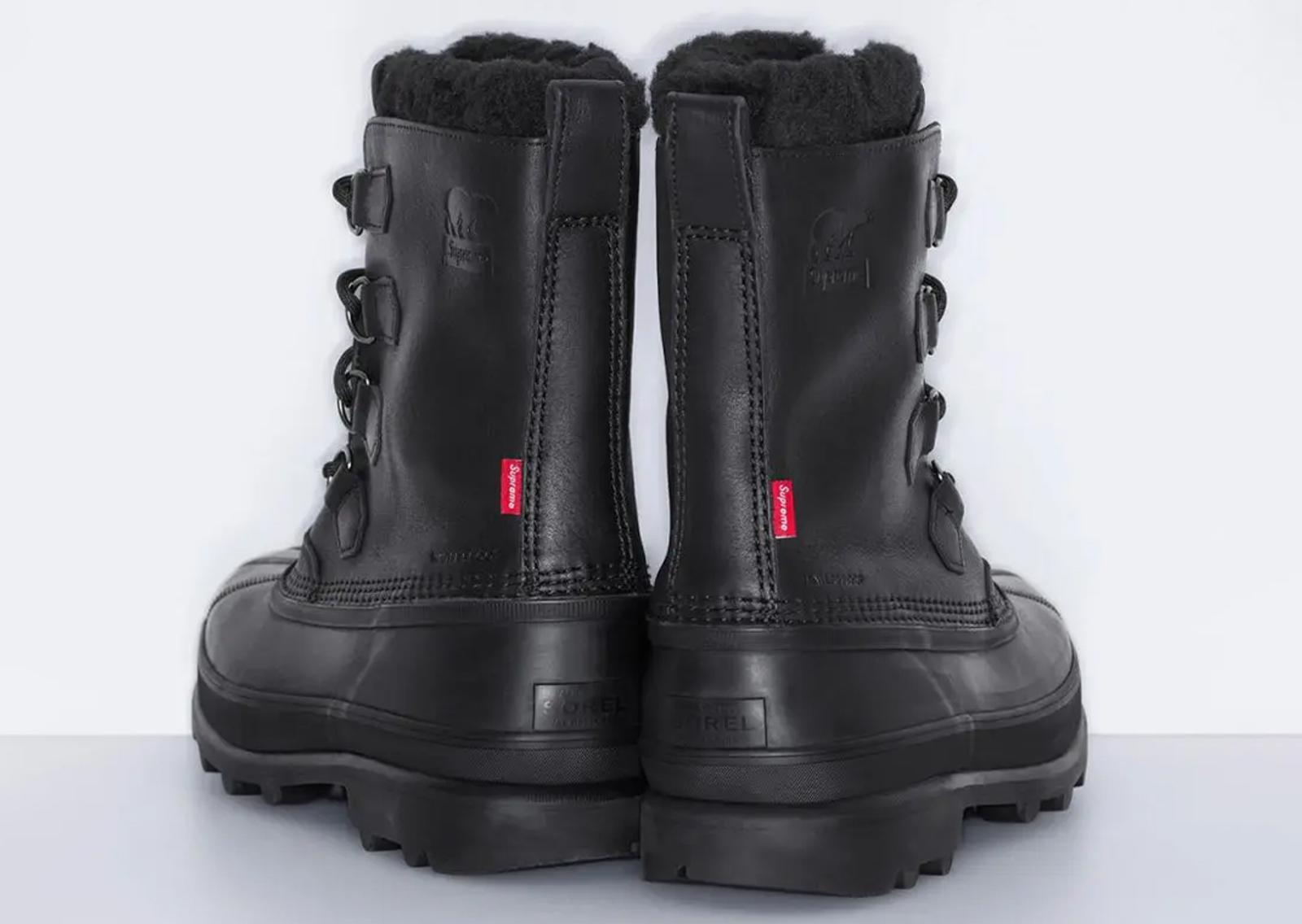 Supreme x SOREL Caribou Boot Black Heel