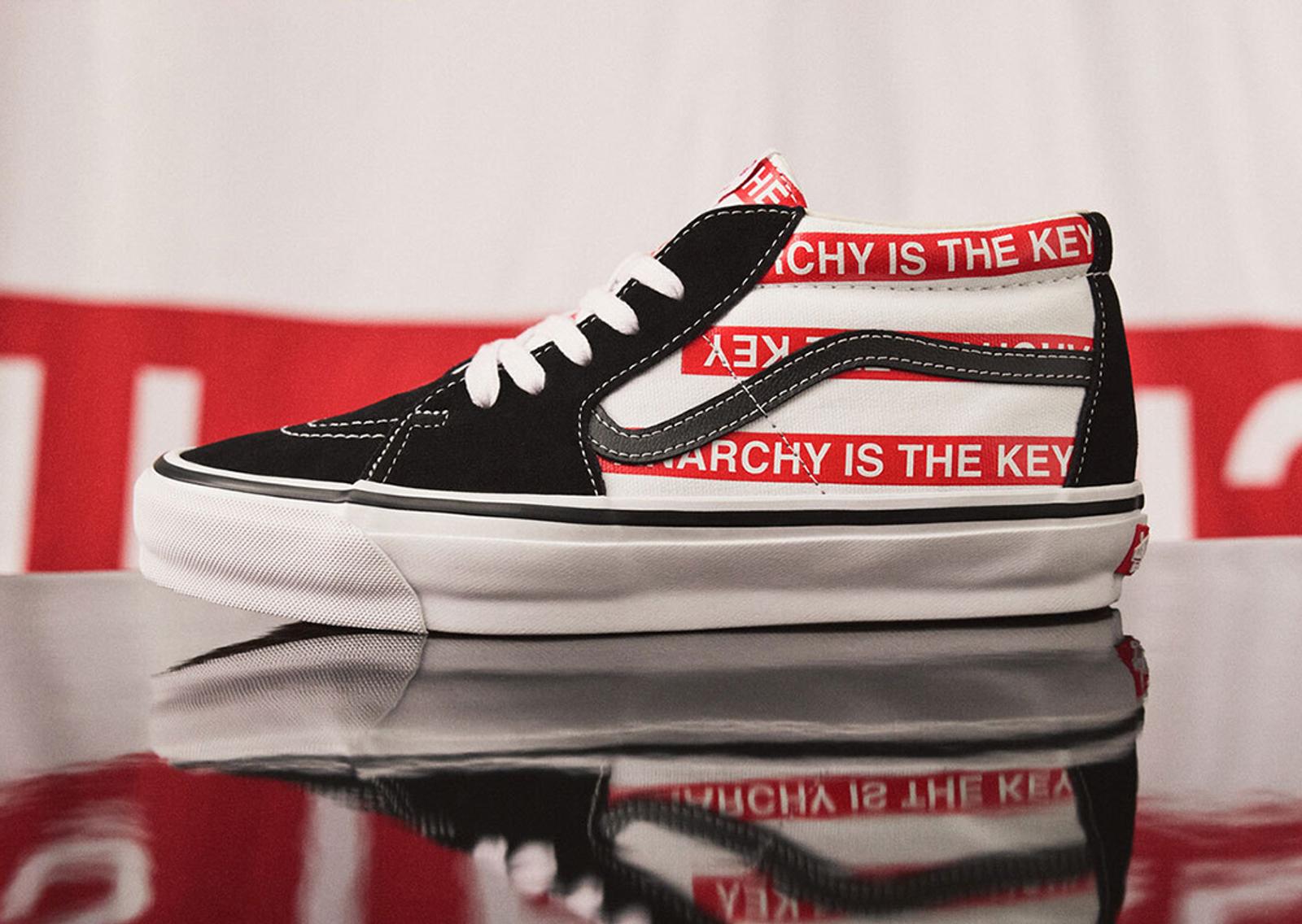 Undercover x Vans Sk8-Mid Black Red Lateral