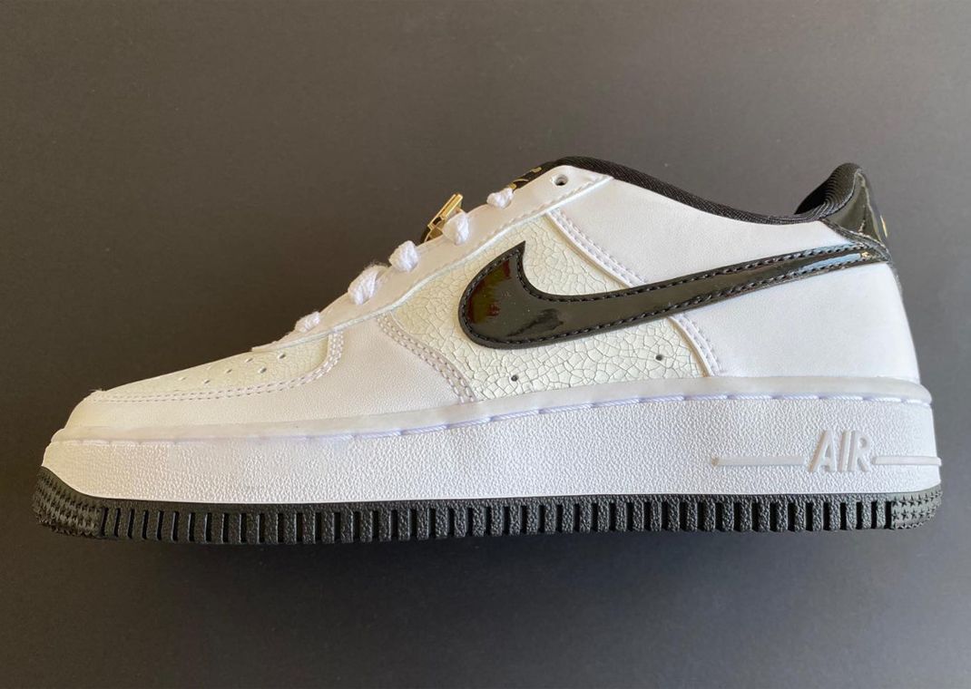 Nike air force 1 with cheap off white belt