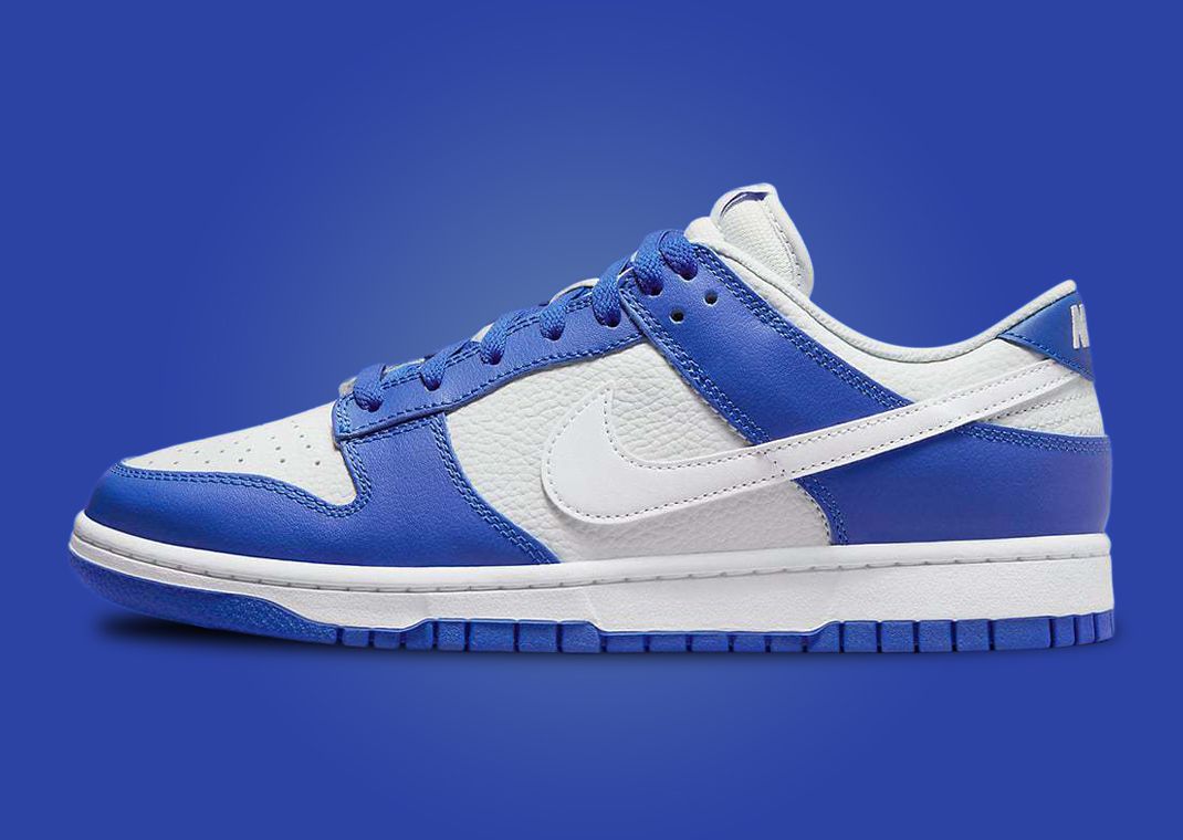 Dunk Low Blue and white Reverse Kentucky靴