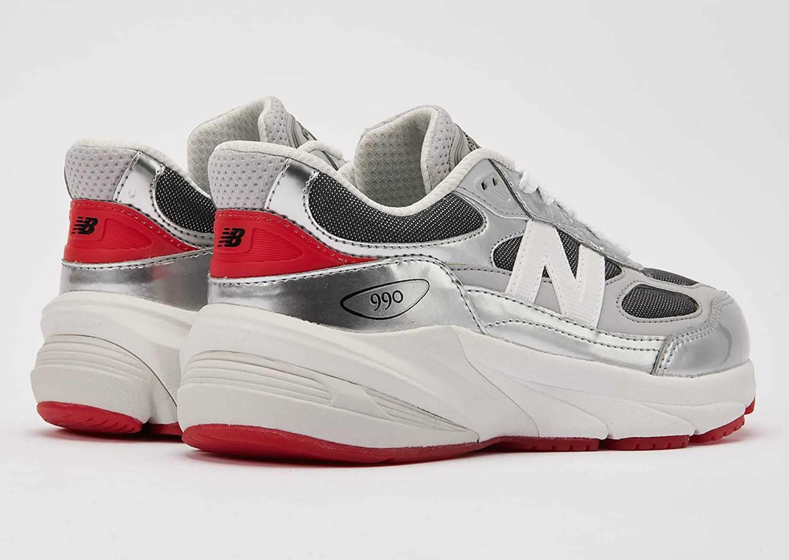 New Balance 990v6 Tinsel (GS) (DTLR Exclusive) Heel Angle